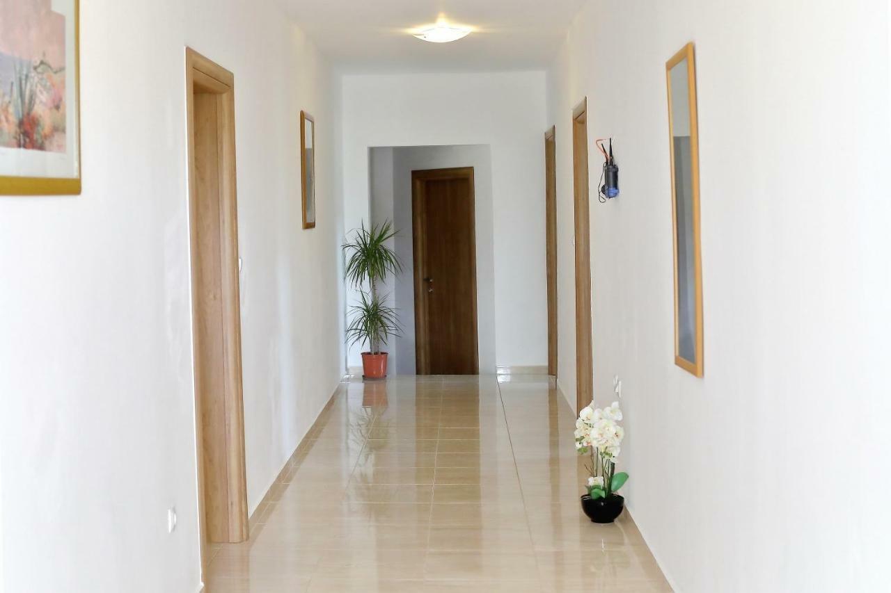 بيبينيا Apartments And Rooms Aleksandra المظهر الخارجي الصورة